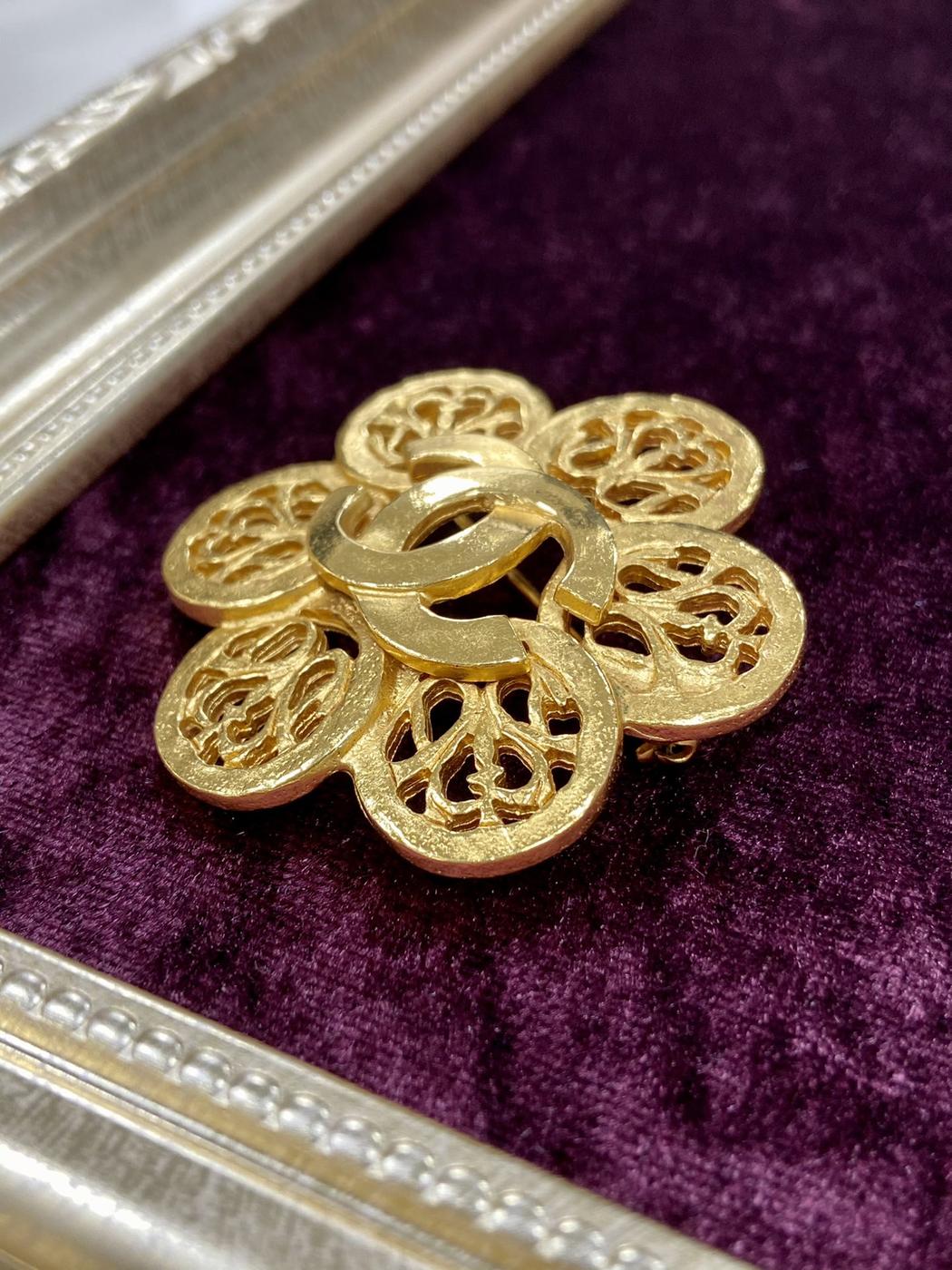 CHANEL シャネル ヴィンテージ フラワーモチーフココマークブローチ 管理番号:1483