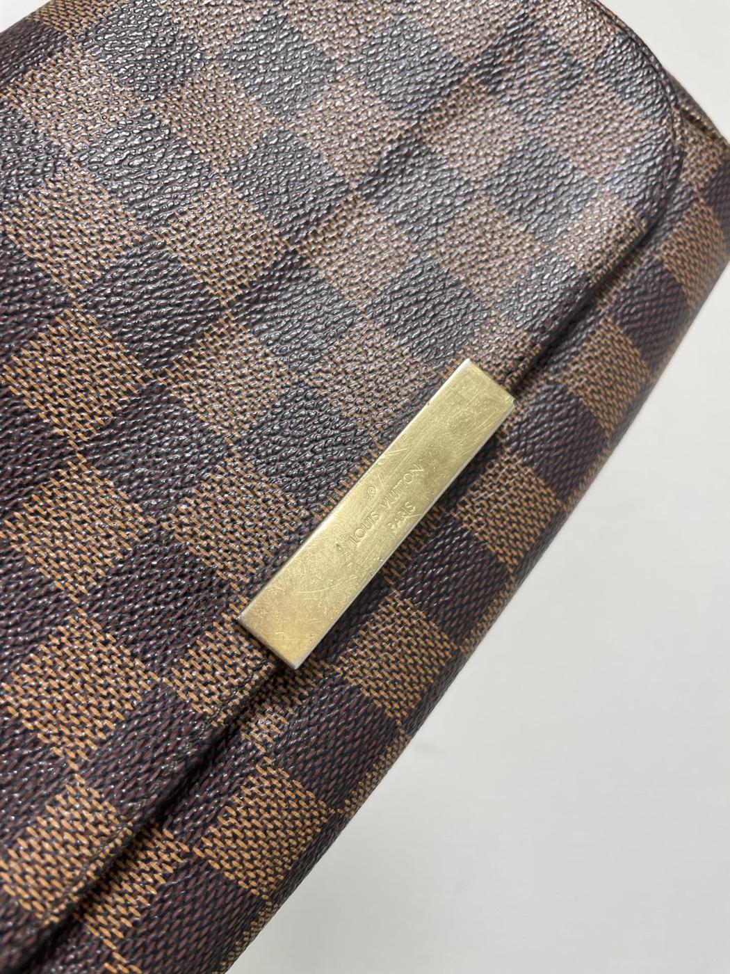 路易威登最喜爱的 PM Damier Ebene Damier 帆布单肩包。参考编号:1993。