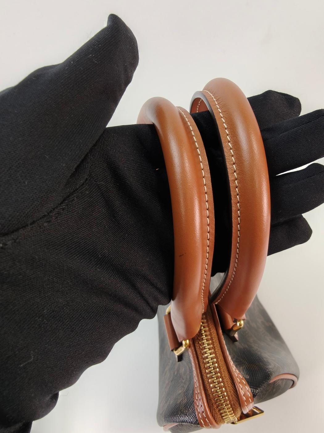 CELINE Triomphe 两用小号手提包/单肩包,棕褐色,参考编号:10399