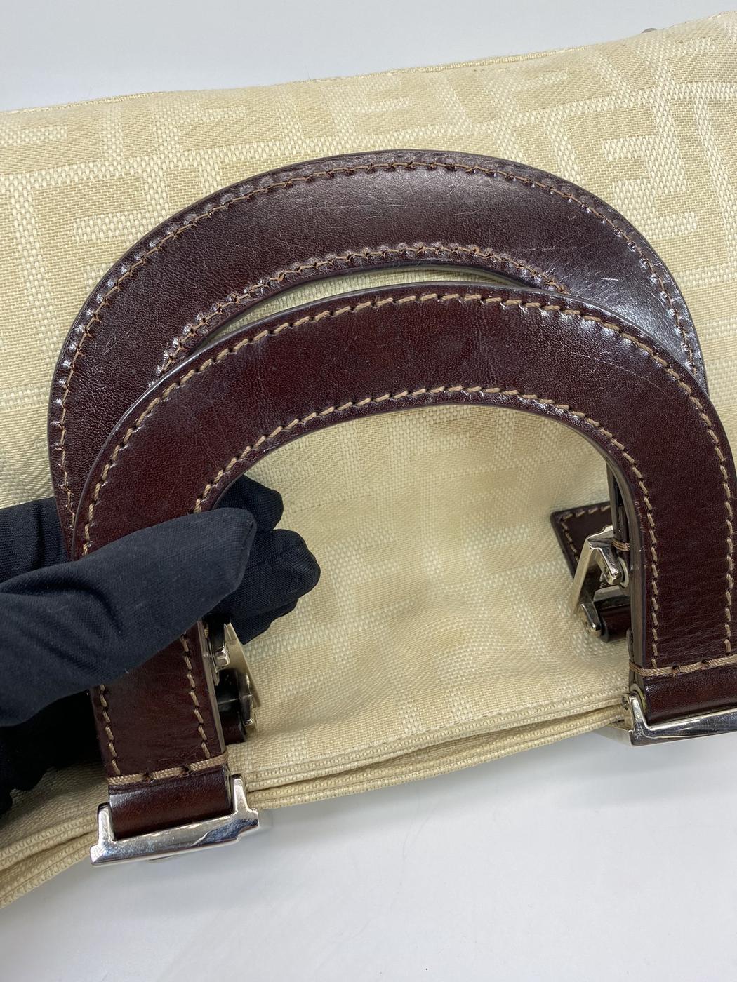 FENDI フェンディ ズッカ柄 ハンドバッグ 管理番号:6691★