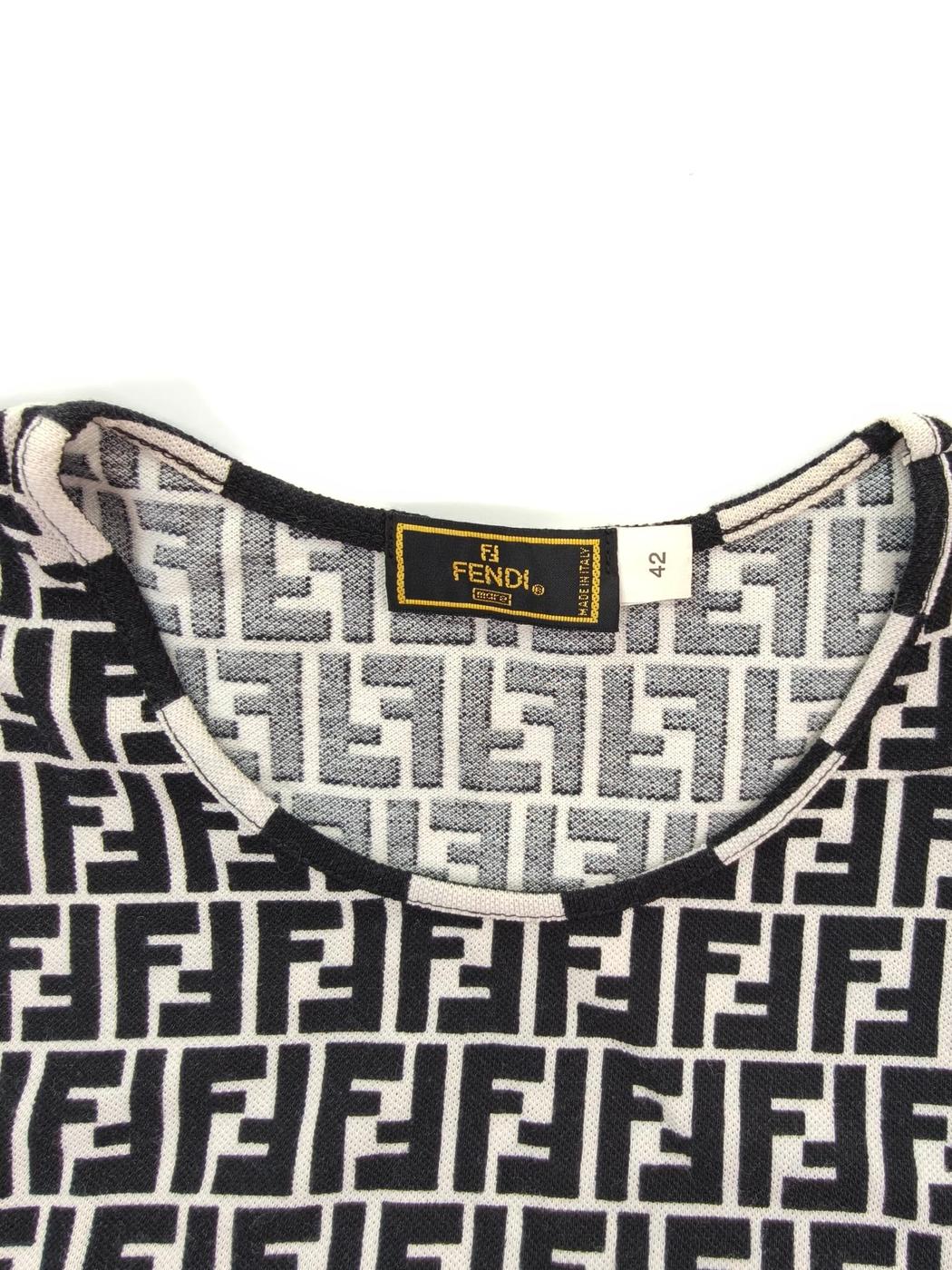 FENDI フェンディ ロゴ 総柄 Tシャツ 半袖 ブラック アイボリー #42 管理番号:9884
