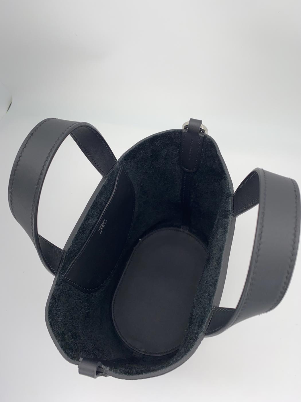 【新品同様】エルメス HERMES インザループ18 ブラック/シルバー トリヨン 未使用品 2024年 W刻印 管理番号:9164