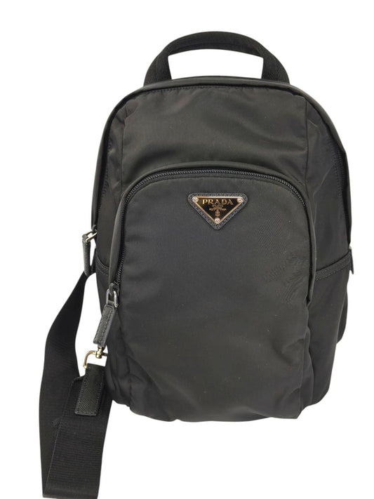 PRADA プラダ 三角ロゴ付き ナイロン ボディーバッグ バックパック ブラック 管理番号:11548