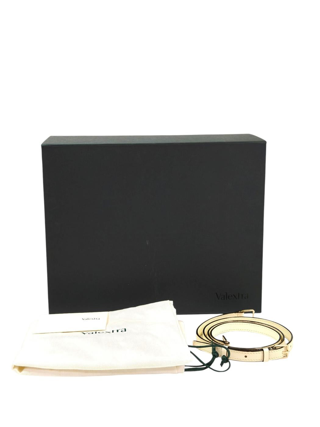 Valextra Mini Iside 2-Way Handbag with Strap White Product number: 11507