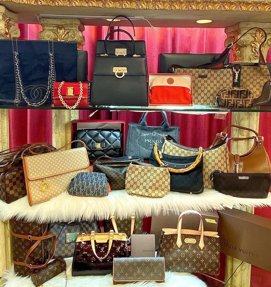 アクセサリー Salvatore Ferragamo サルヴァトーレフェラガモ チャーム
