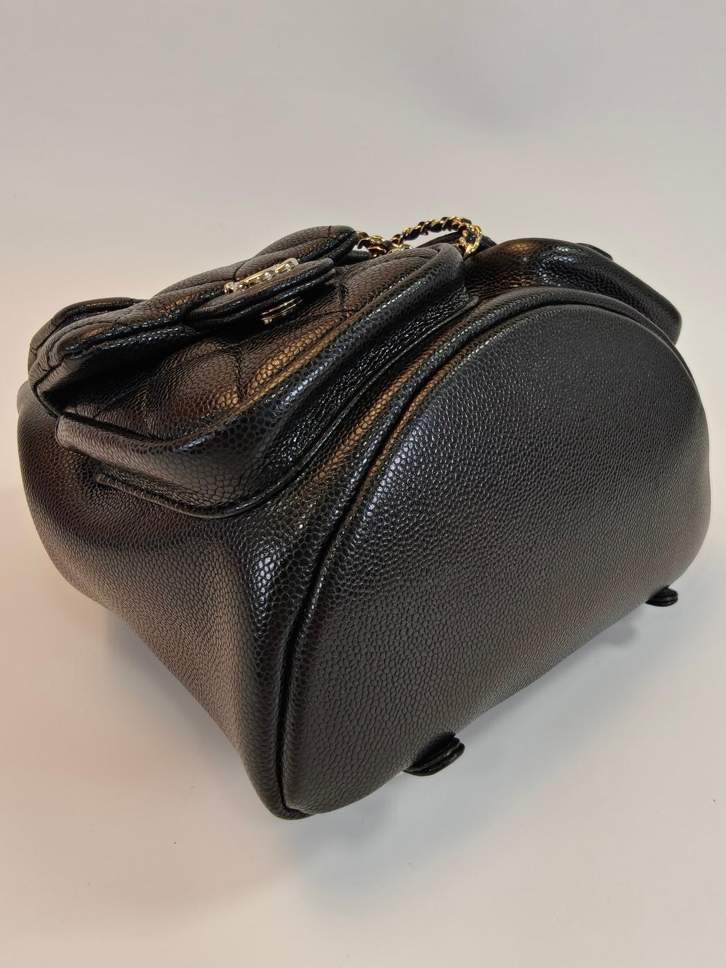 CHANEL シャネル バックパック リュック マトラッセ キャビアスキン ブラック ゴールド金具 AS3860 管理番号：10124