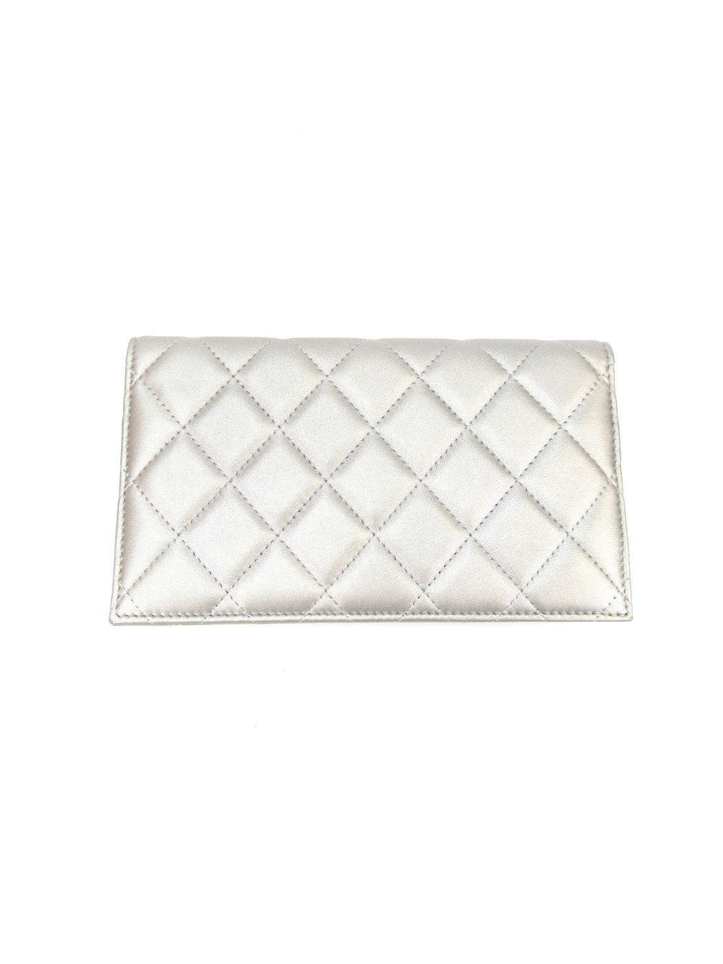 CHANEL シャネル マトラッセ マルチバッグ チェーンショルダー 財布 スマホケース付き シルバー 管理番号：10422