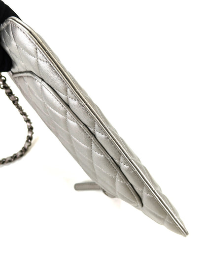 CHANEL シャネル マトラッセ マルチバッグ チェーンショルダー 財布 スマホケース付き シルバー 管理番号：10422