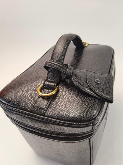 CHANEL シャネル キャビアスキン 2Way バニティバッグ ショルダーバッグ メイク コスメ 化粧ポーチ ブラック 管理番号：10527