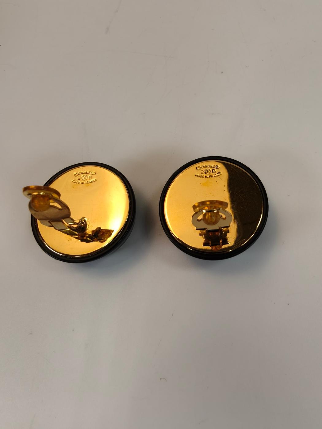CHANEL Coco Mark Earrings Gold x Black Product number: 10537