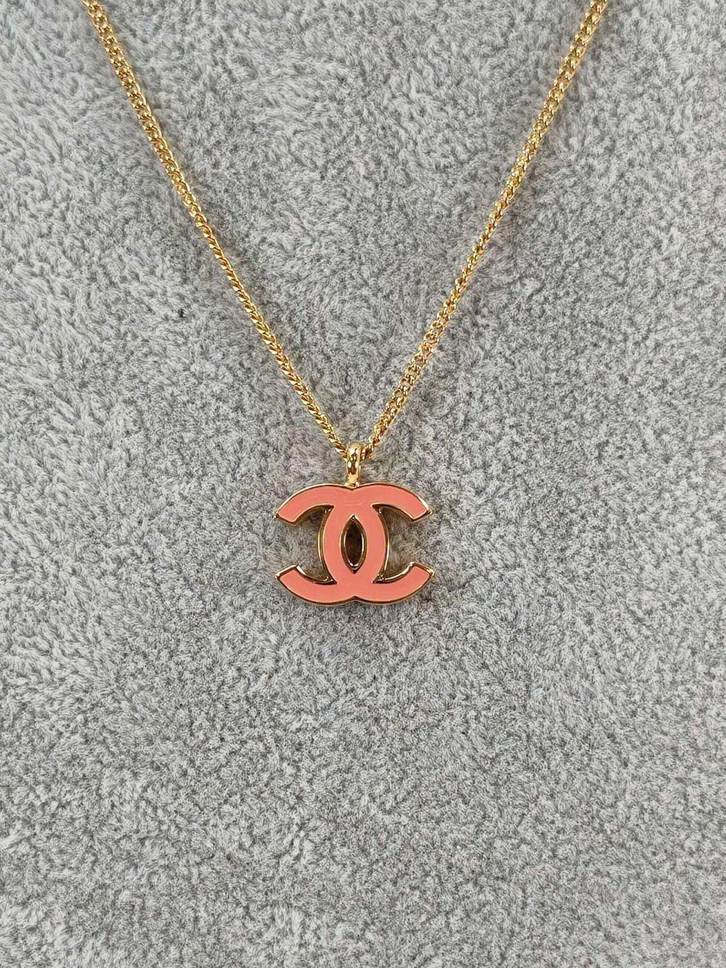 CHANEL Coco Mark Necklace Gold x Pink Model Number: 10850