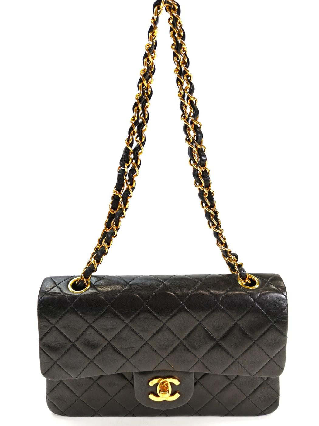 CHANEL マトラッセ ダブルフラップ Wチェーン ショルダーバッグ 黒