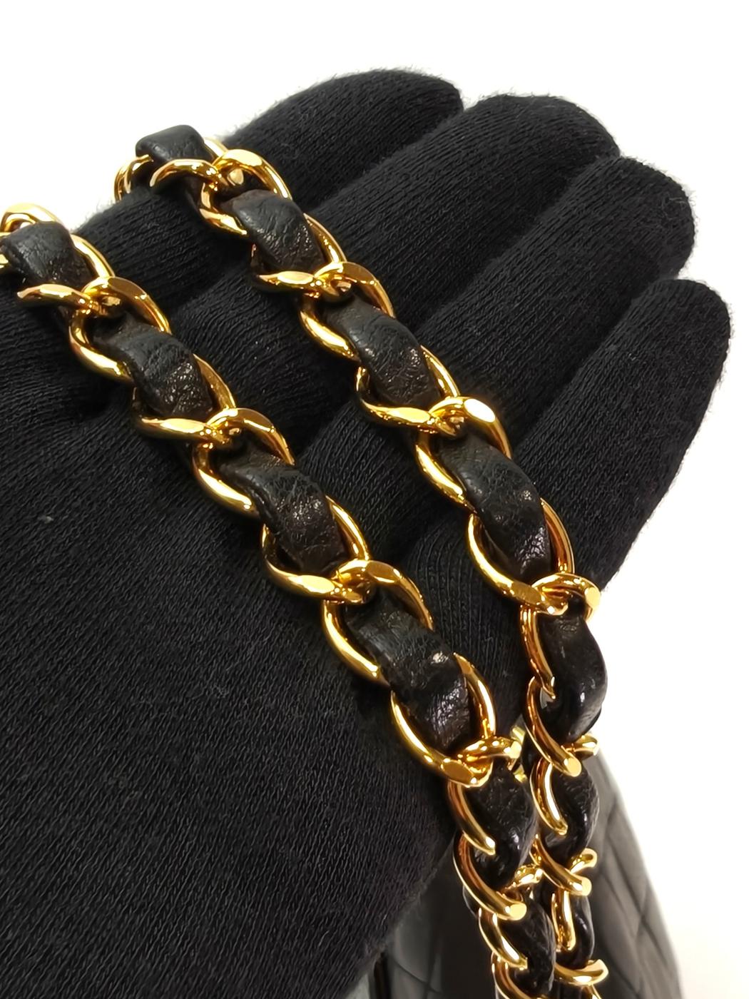 CHANEL マトラッセ ダブルフラップ Wチェーン ショルダーバッグ 黒 管理番号：10906