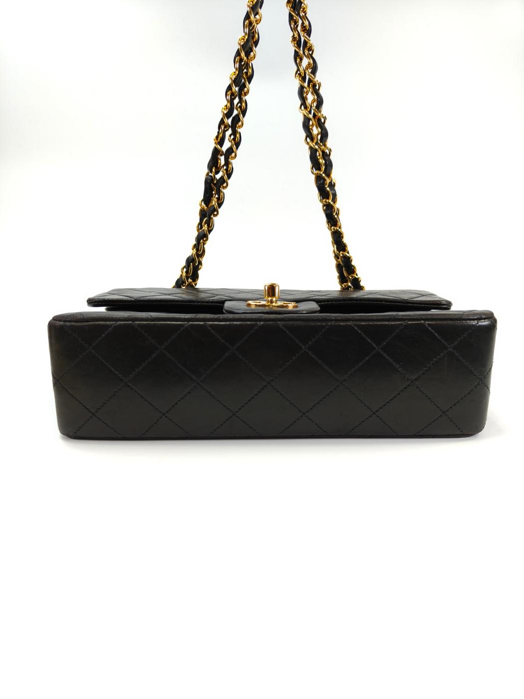 CHANEL マトラッセ ダブルフラップ Wチェーン ショルダーバッグ 黒