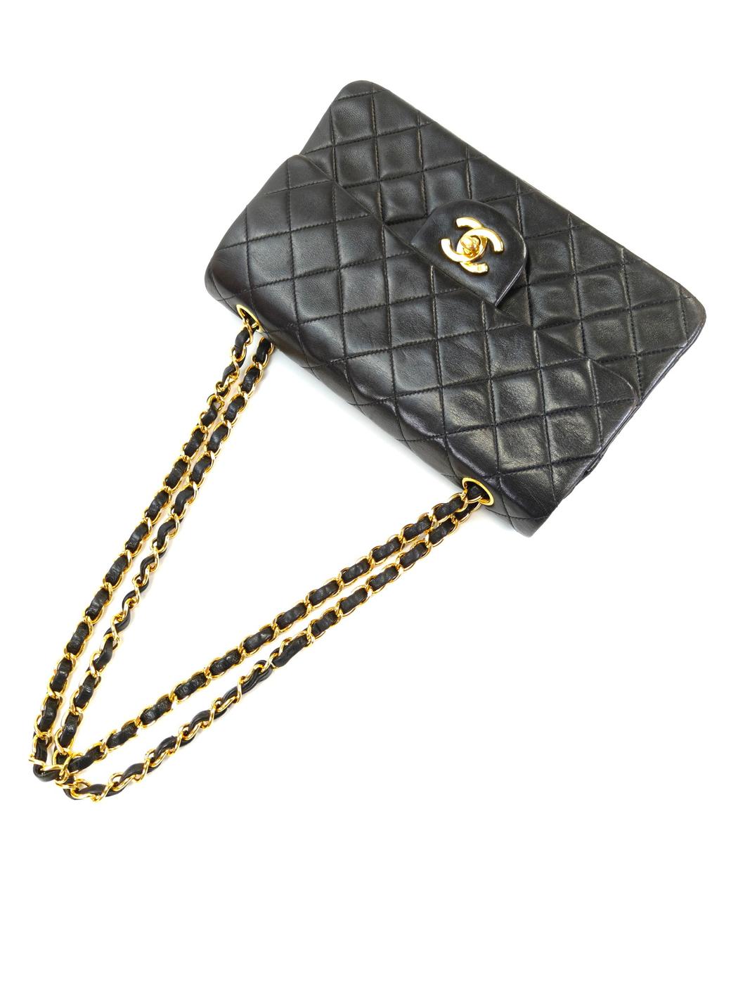 CHANEL マトラッセ ダブルフラップ Wチェーン ショルダーバッグ 黒
