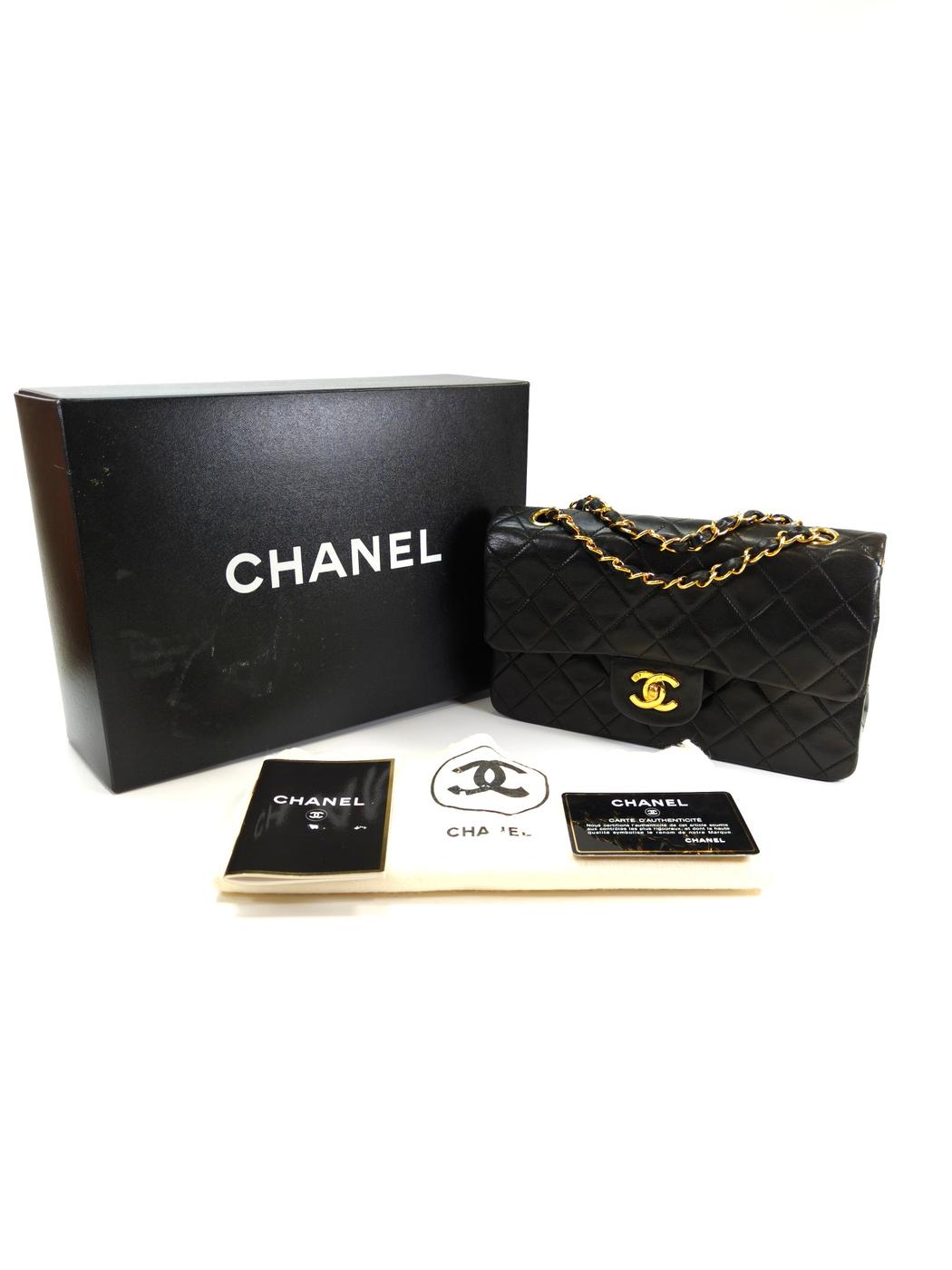 CHANEL マトラッセ ダブルフラップ Wチェーン ショルダーバッグ 黒