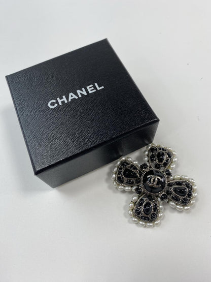 CHANEL 香奈儿 可可标志 珍珠胸针 黑色 管理编号：11028