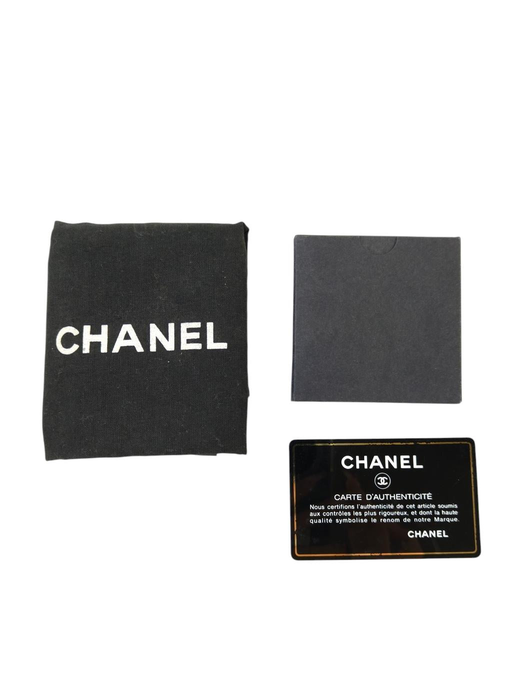 CHANEL シャネル マトラッセ25 Wフラップ チェーンショルダーバッグ キャビアスキン 黒 管理番号：11066