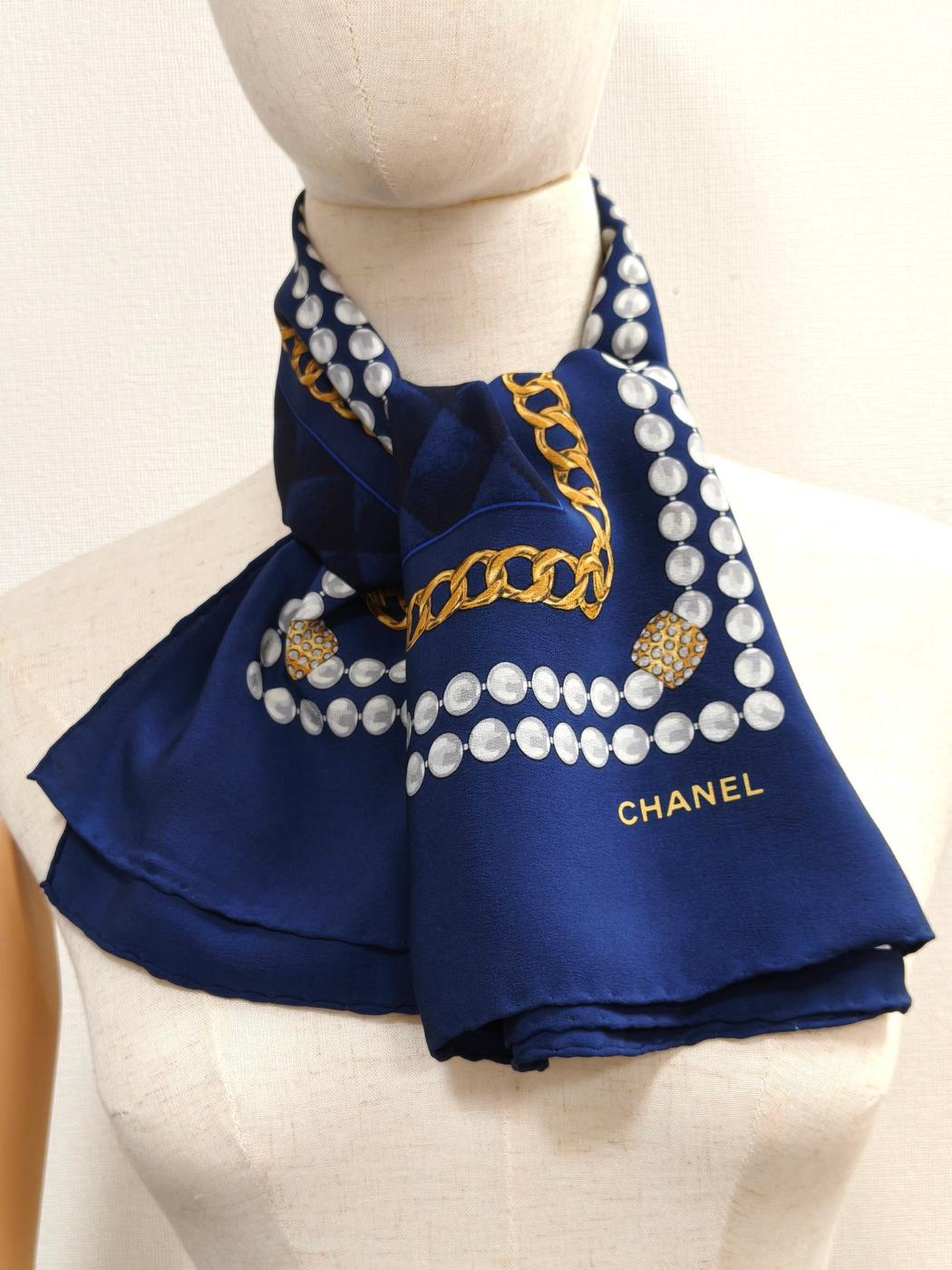 CHANEL 香奈儿 可可标志 大方巾 真丝围巾 海军蓝 商品编号：11115