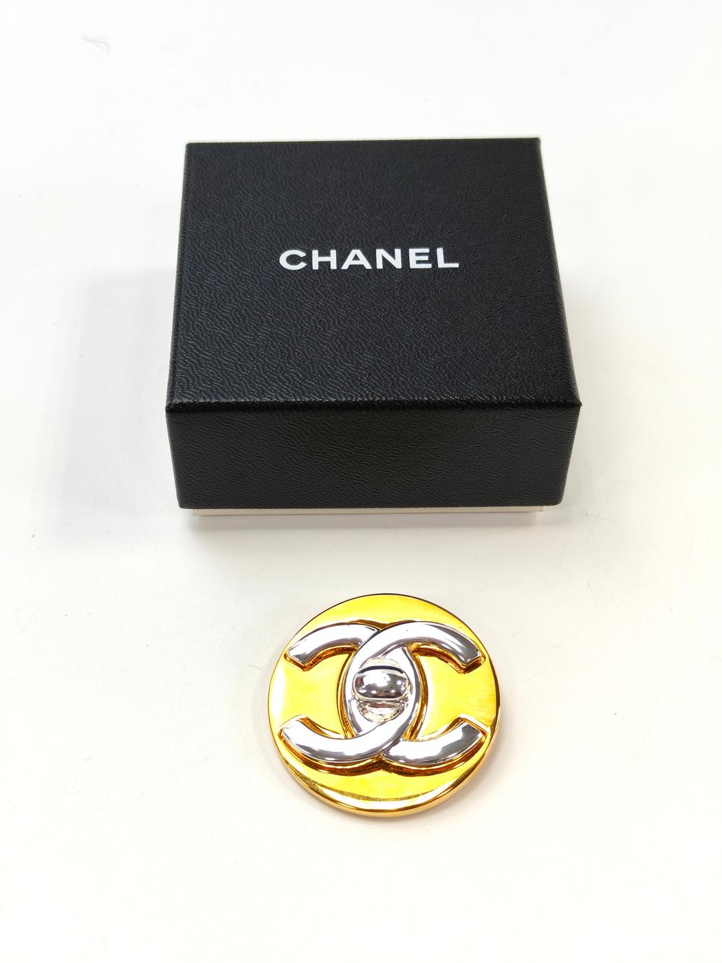 CHANEL シャネル ココマーク ターンロック ブローチ ゴールド×シルバー 管理番号：11166