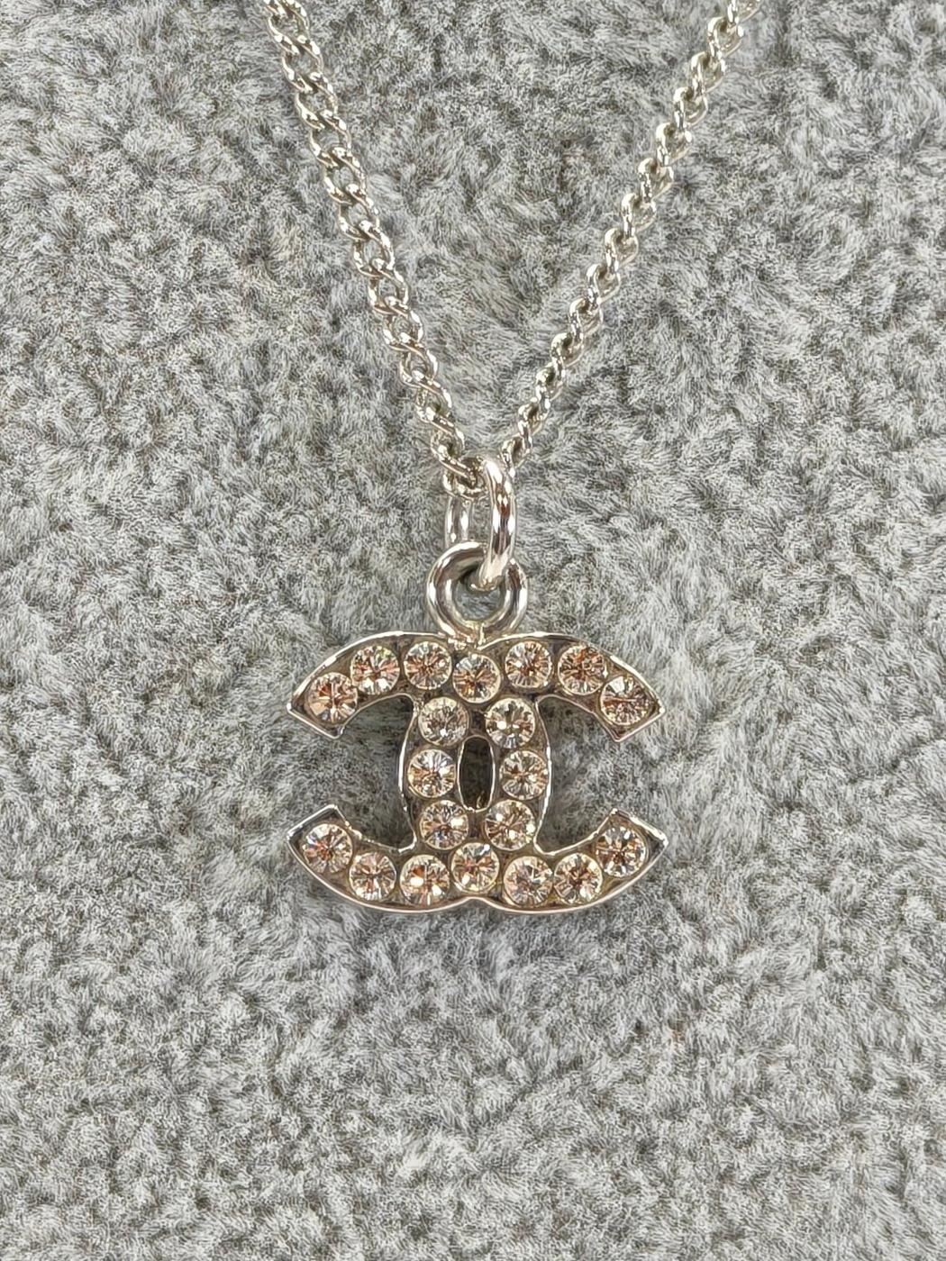 CHANEL シャネル ココマーク ラインストーン ネックレス 06V シルバー 管理番号：11184