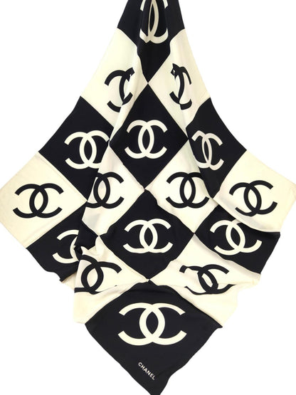 CHANEL シャネル ココマーク バイカラー シルク スカーフ ブラック×ホワイト 管理番号：11263