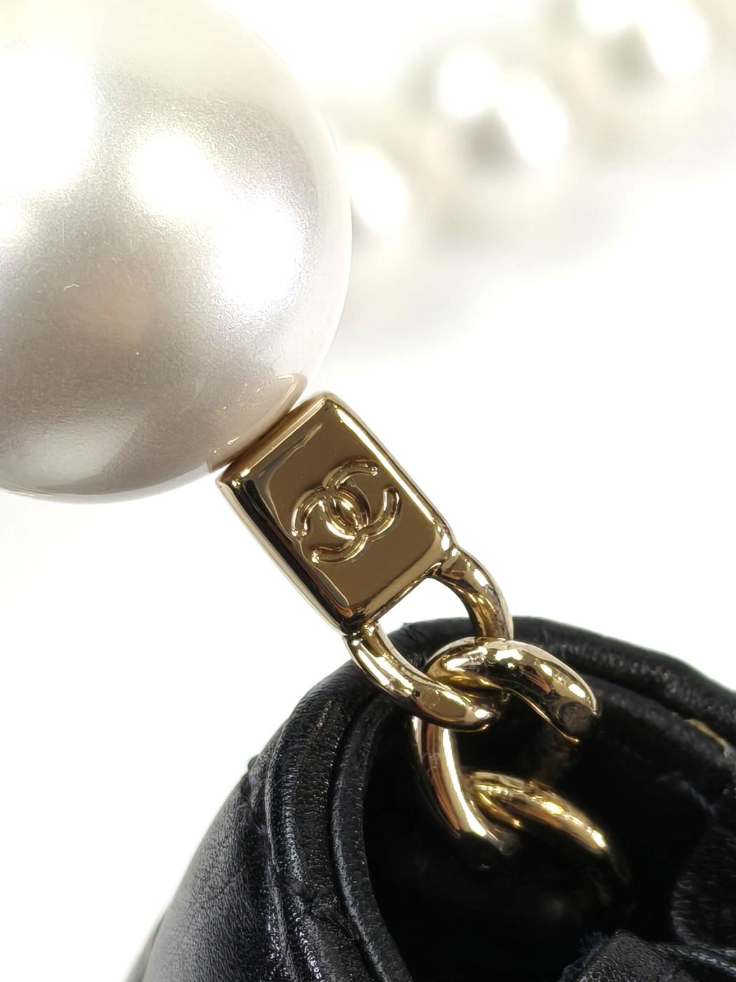 CHANEL シャネル マトラッセ パール チェーンウォレット ラムスキン ブラック 管理番号：11356
