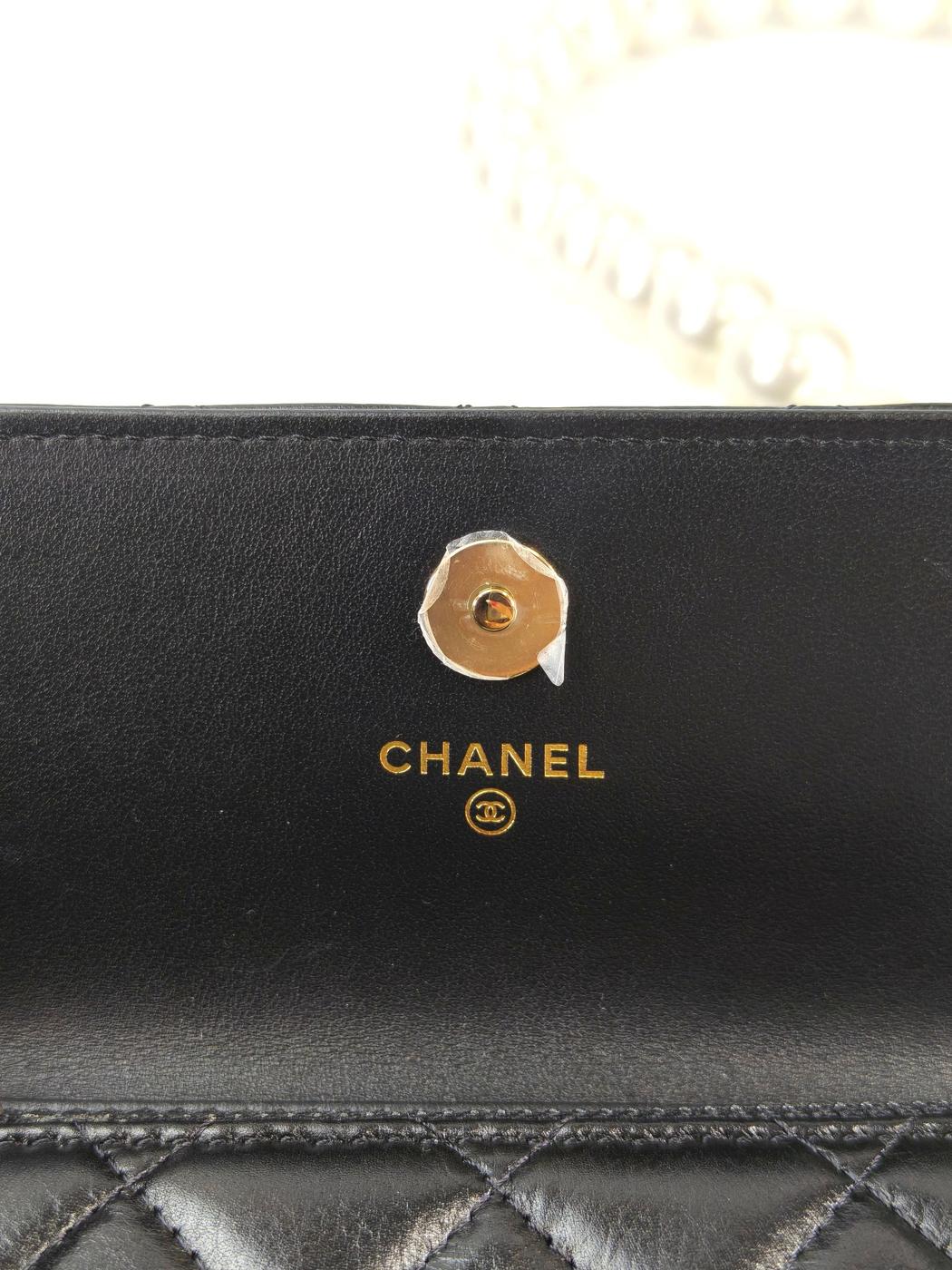 CHANEL シャネル マトラッセ パール チェーンウォレット ラムスキン ブラック 管理番号：11356