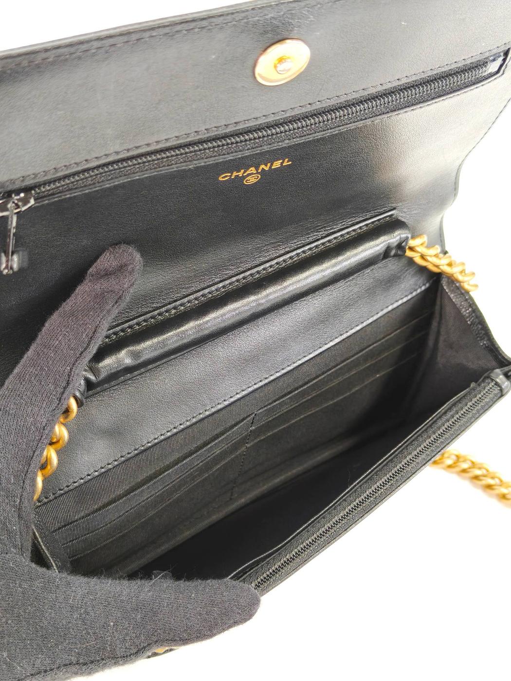 CHANEL ボーイシャネル チェーン ウォレット キャビアスキン 黒×金 管理番号：11363