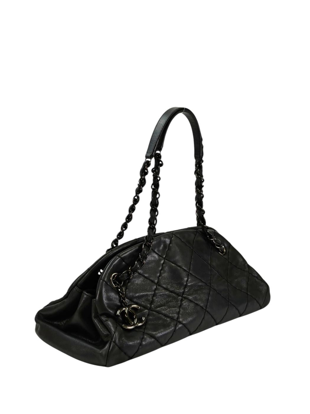 CHANEL マドモアゼル ボーリング ショルダーバッグ ブラック 管理番号：11374