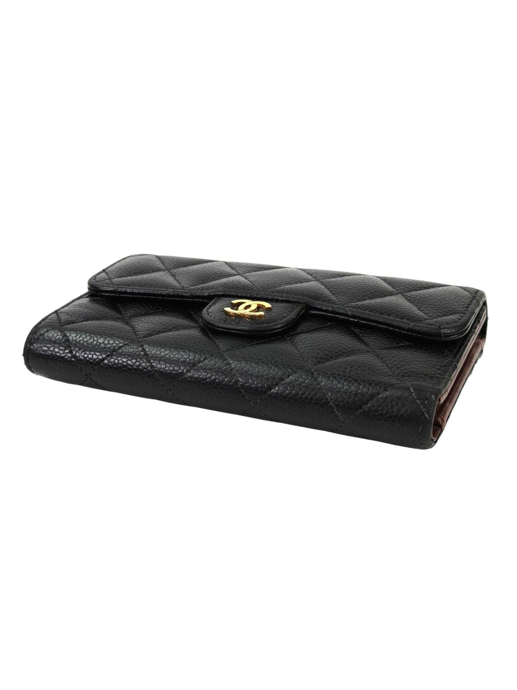 CHANEL シャネル ココマーク マトラッセ 三つ折り財布 ブラック 管理番号：11402