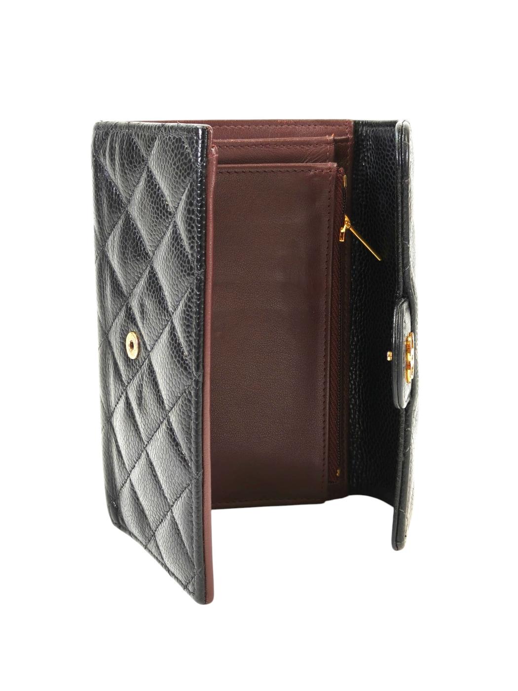 CHANEL シャネル ココマーク マトラッセ 三つ折り財布 ブラック 管理番号：11402