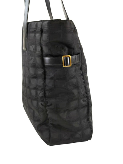 CHANEL シャネル ニュートラベルライン トートバッグ MM ブラック 管理番号：11409