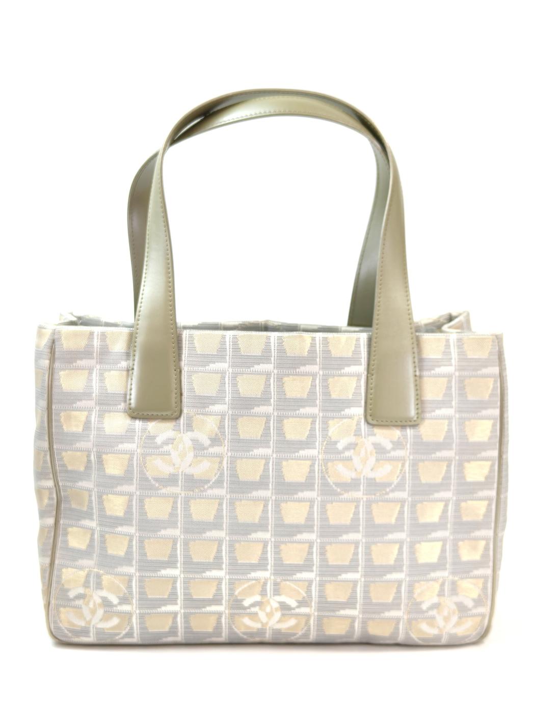CHANEL シャネル ニュートラベルライン トートバッグ グレー 管理番号：11484