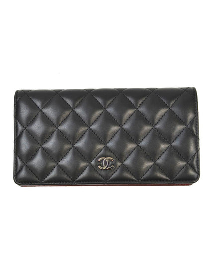CHANEL シャネル マトラッセ 二つ折り長財布 ブラック 管理番号：11491