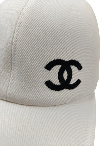 CHANEL シャネル 黒ロゴ ココマーク キャップ ホワイト 管理番号：11508
