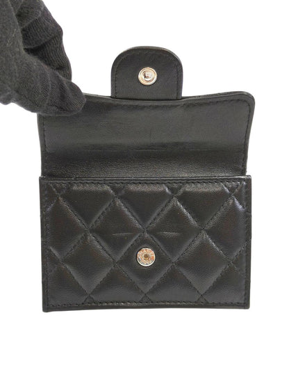 CHANEL シャネル ココマーク マトラッセ 三つ折り財布 ブラック 管理番号：11509