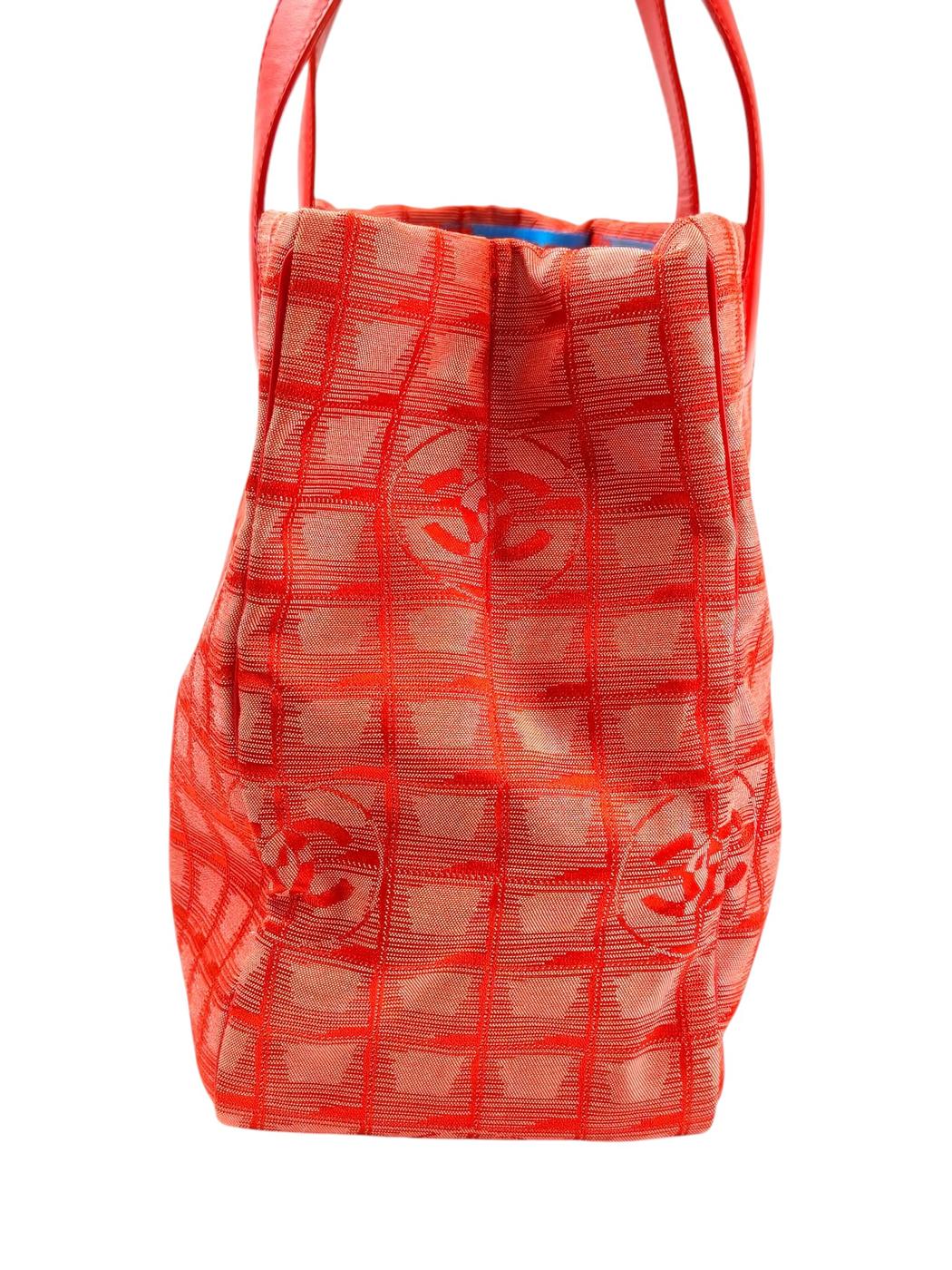 CHANEL シャネル ニュートラベルライントートバッグ レッド  管理番号：11540