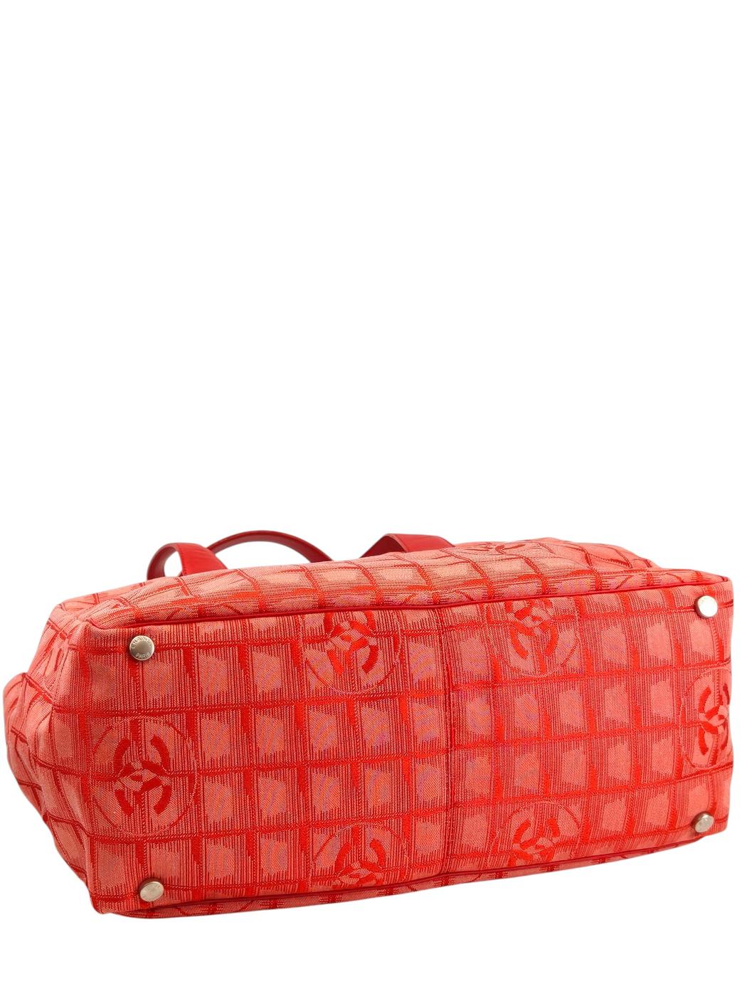 CHANEL シャネル ニュートラベルライントートバッグ レッド  管理番号：11540