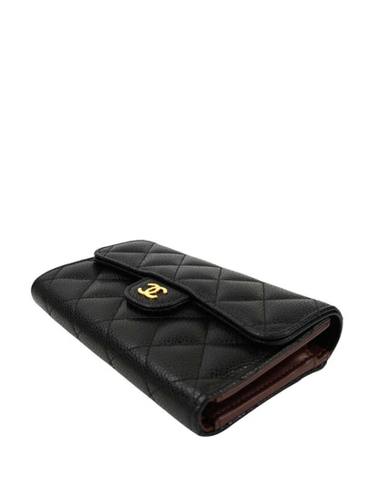 CHANEL シャネル ココマーク マトラッセ 三つ折り財布 ブラック 管理番号：11545
