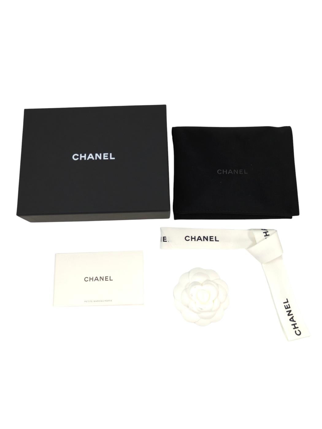 CHANEL シャネル マトラッセ ココマーク 三つ折り財布 ブラック 管理番号：11579
