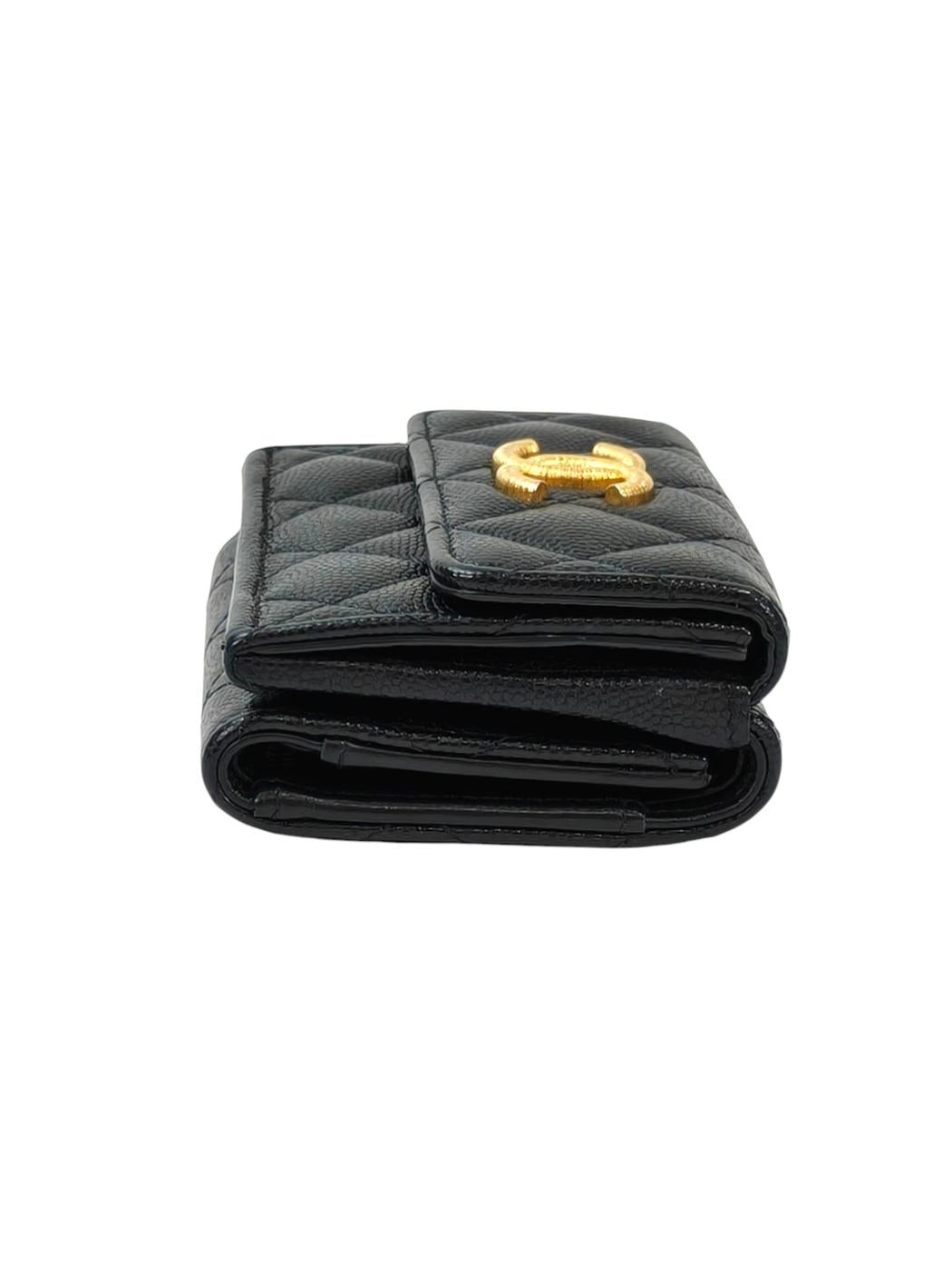 CHANEL シャネル マトラッセ ココマーク 三つ折り財布 ブラック 管理番号：11579