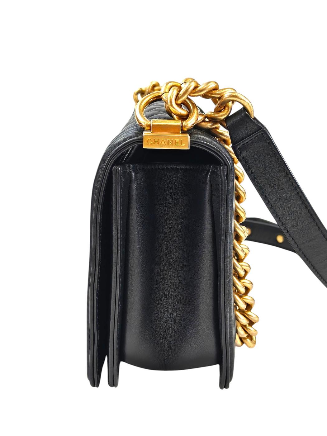 CHANEL シャネル ボーイシャネル 2002年製 ショルダーバッグ ブラック  管理番号：11597