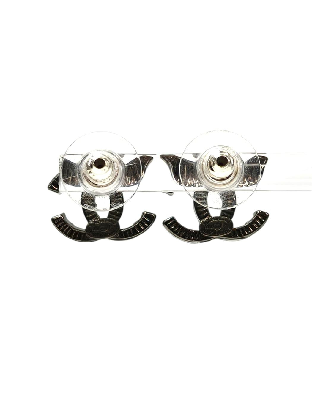 CHANEL シャネル ガンメタル  フェイクパール 2012年製 ピアス ブラック×ホワイト 管理番号：11712