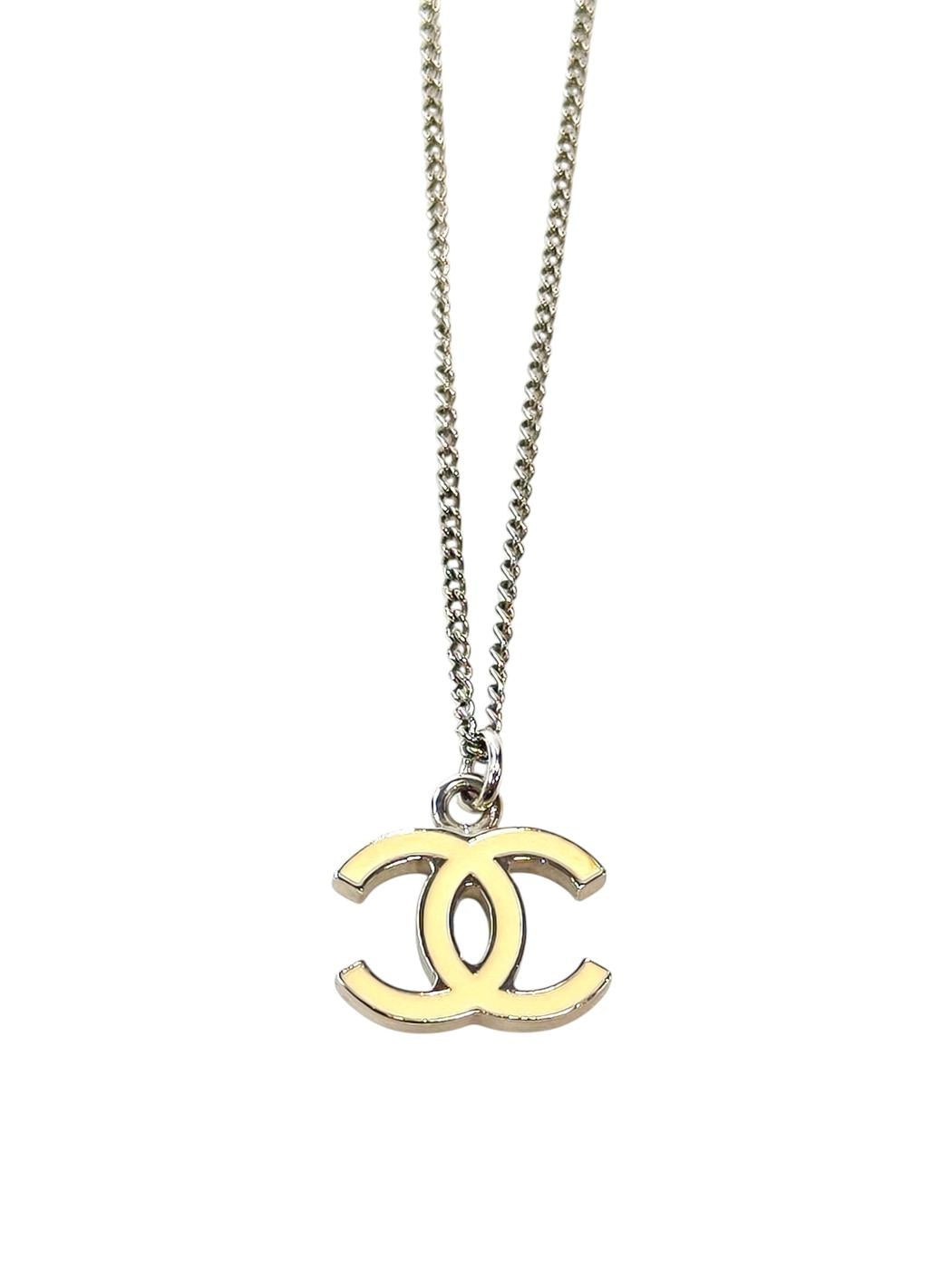 CHANEL White x Silver CC Logo Necklace, Chain 43cm, White, 06V, Circa 2006, Ref: 11757