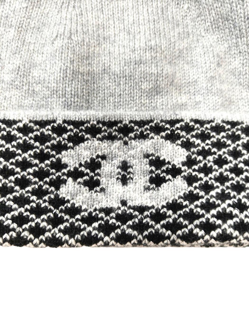 CHANEL シャネル ニット帽 カシミヤ96％ ココマーク 帽子 グレー 管理番号：11778