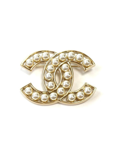 CHANEL Coco Mark Faux Pearl Brooch Gold GP 2013 Control Number: 11800