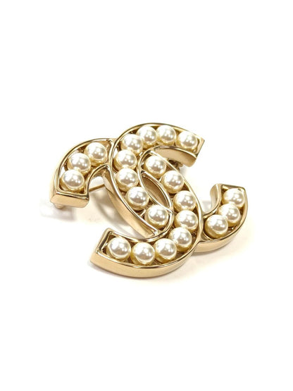 CHANEL Coco Mark Faux Pearl Brooch Gold GP 2013 Control Number: 11800