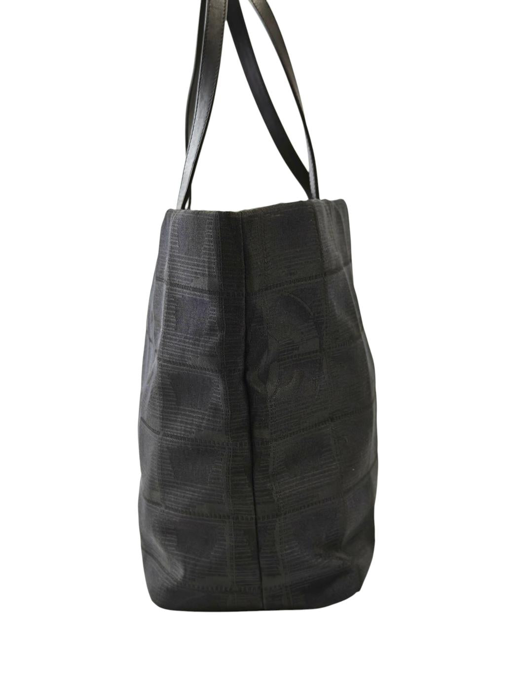 CHANEL New Travel Line Tote, Serial No. 12, Tote Bag, Black, Reference No.: 11810