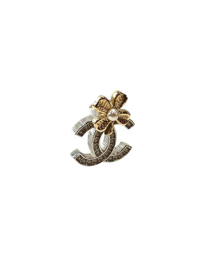 CHANEL Coco Mark Clover Rhinestone B24K Earrings Gold Control Number: 11813